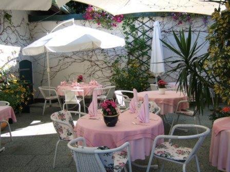 林登霍夫酒店 Mörnsheim 外观 照片